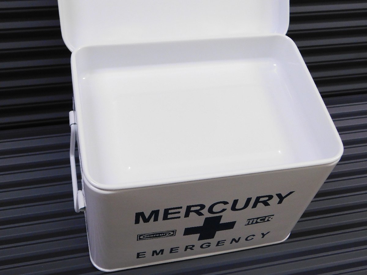 [MERCURY* Mercury ]*{ emergency box | white } ( product number MEBUEBWH) first-aid kit tin plate made in dust real 