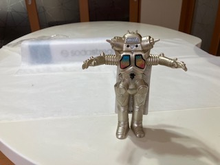ウルトラ怪獣シリーズ　　宇宙ロボット キングジョー　　バンダイ　　ソフビ_画像2