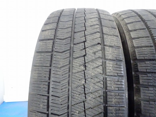 ブリヂストン BLIZZAK VRX2 225/40R18 92Q★8.5分山 2019年 4本 中古 スタッドレス【福島発 送料無料】FUK-D12596★冬_画像2