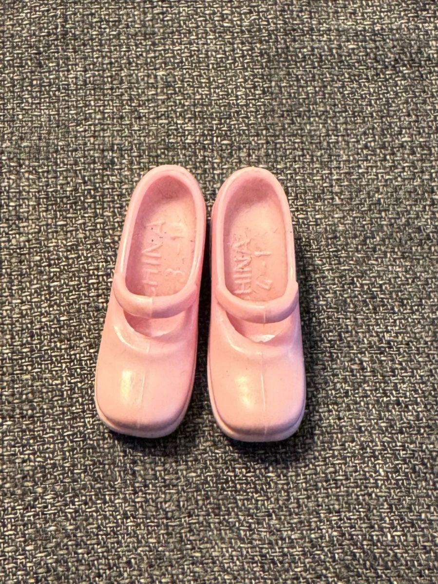 No.86 バービー人形用 ピンク ストラップシューズ 靴 アウトフィット ドール
