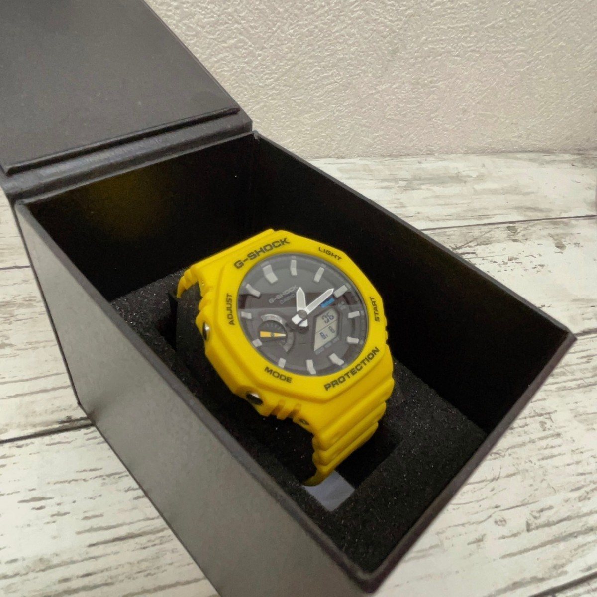 CASIO カシオ G-SHOCK カシオG-SHOCK ソーラー GA-B2100C-9AJF イエロー ブラック 箱付き 腕時計 Bluetooth【2388】の画像3