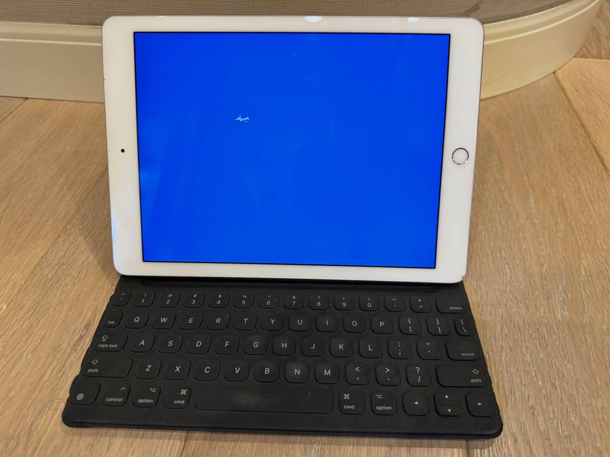 【動作確認済】中古　iPad Pro 9.7インチ　Wi-Fi セルラーモデル　キーボード
