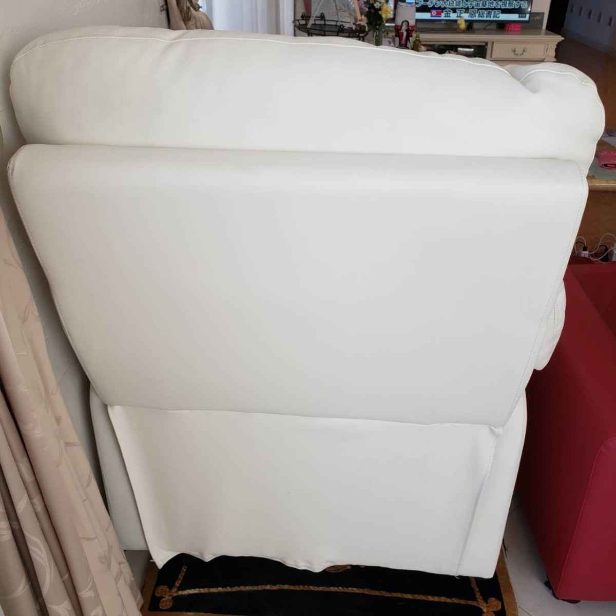 電動リクライニングチェアー　新品同様　超美品　フットレスト付き　椅子　ソファ　ホワイト_画像7