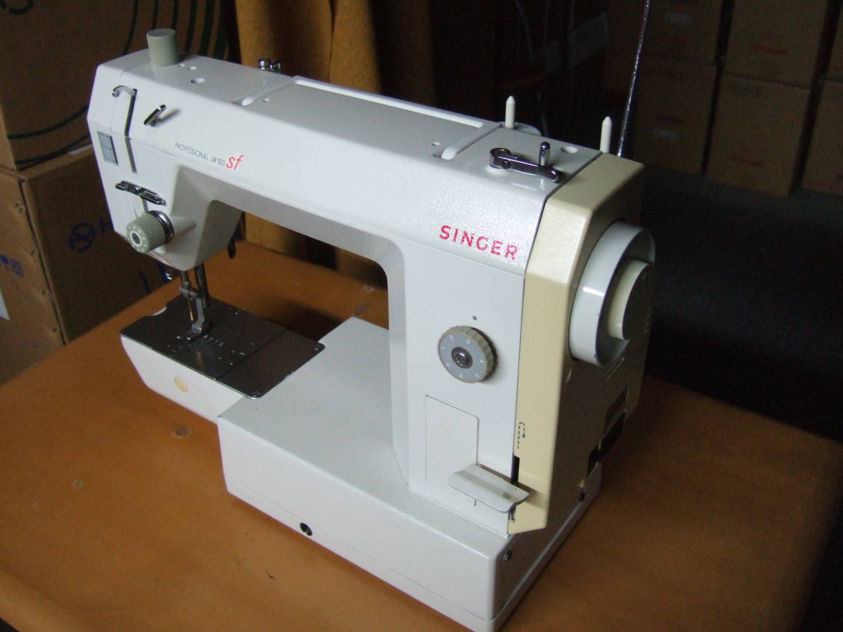 整備済！プロ用（１０３）！本格派直線専用！シンガー 職業用 ミシン【SINGERミシン】LW-103sf 型　プロフェッショナル_画像3