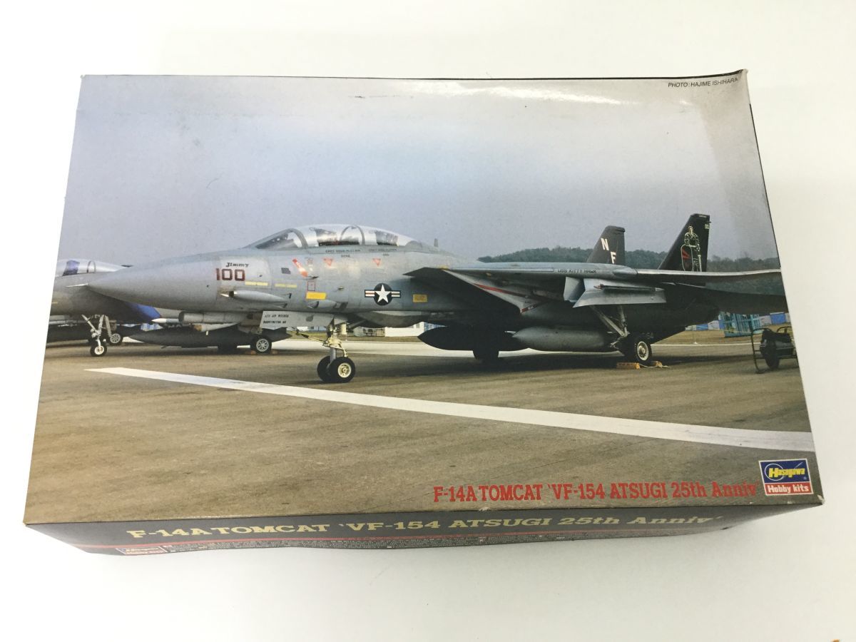 ●営FU151-100【未組立/内袋未開封】ハセガワ 1/48 F-14A TOMCAT VF-154 ATSUGI 25th Anniv プラモデル_画像1