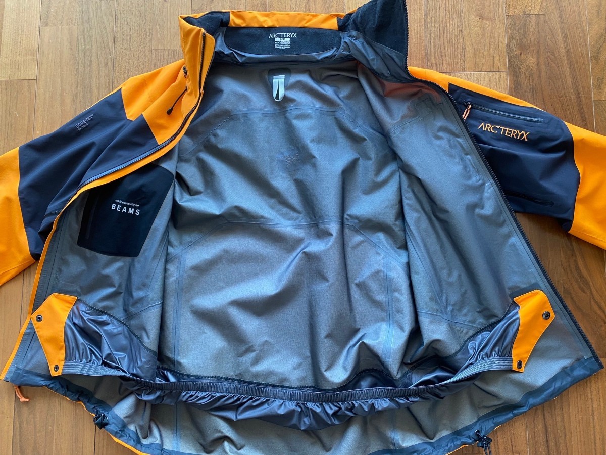 ☆最終出品☆ARC'TERYX　BEAMS 35th別注 Stinger Jacket　アークテリクス　スティンガージャケットSサイズ　未使用品_画像5