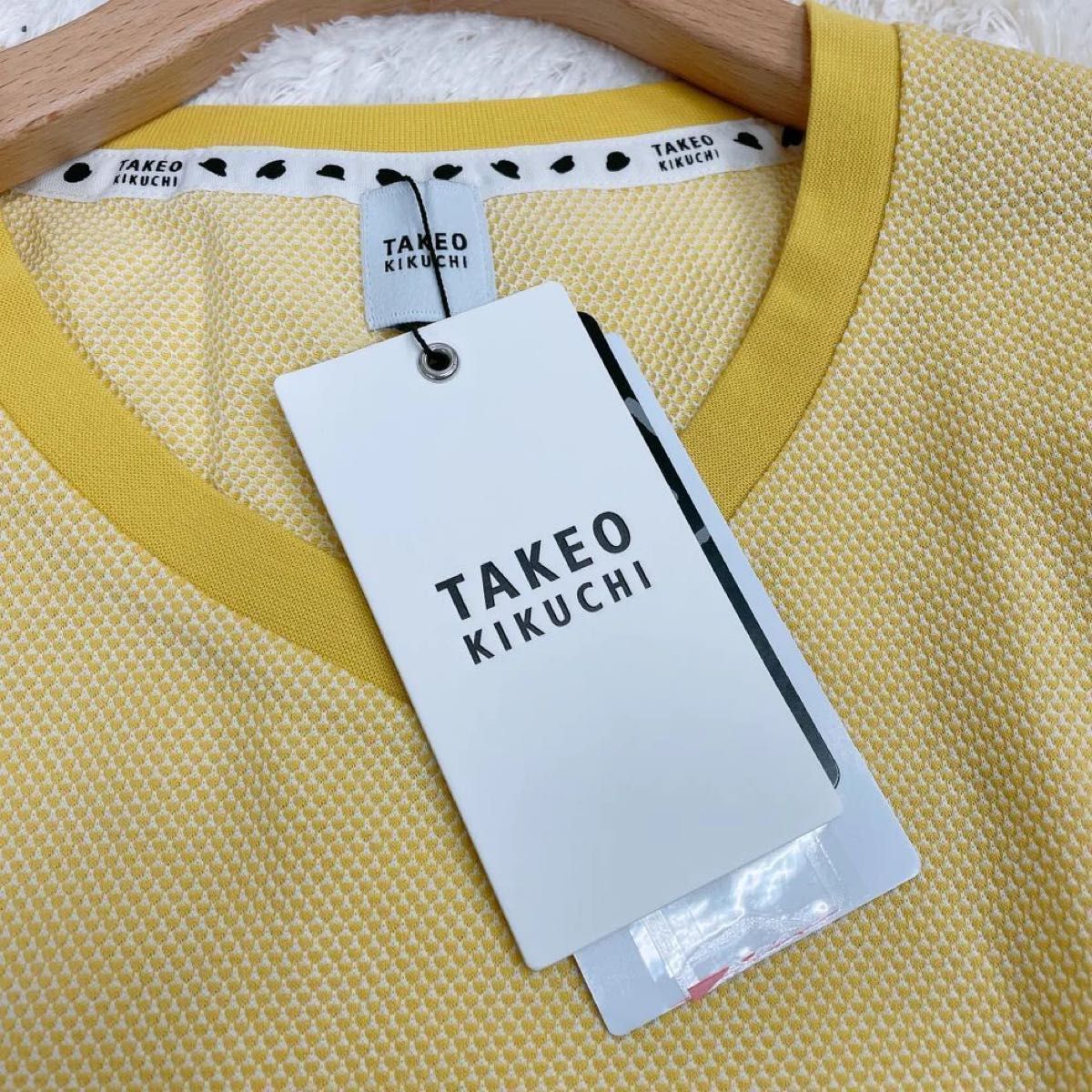 TAKEOKIKUCHI タケオキクチ タグ付き　新品　半袖Tシャツ トップス