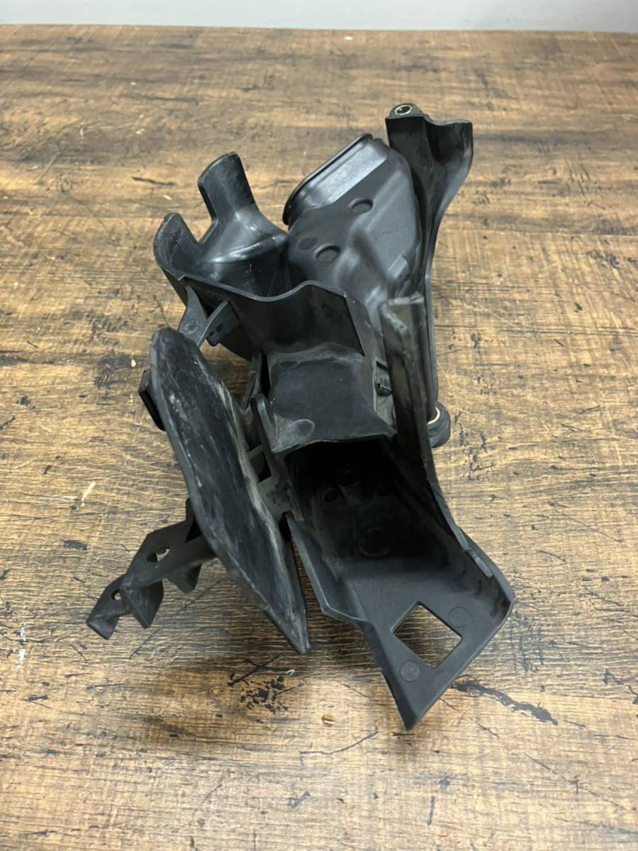 341】 AF35 AF34 ライブDio ZX 純正 ヒートダクト ダクト カバー 341】 AF35 AF34 ライブDio ZX 純正 ヒートダクト ダクト カバー