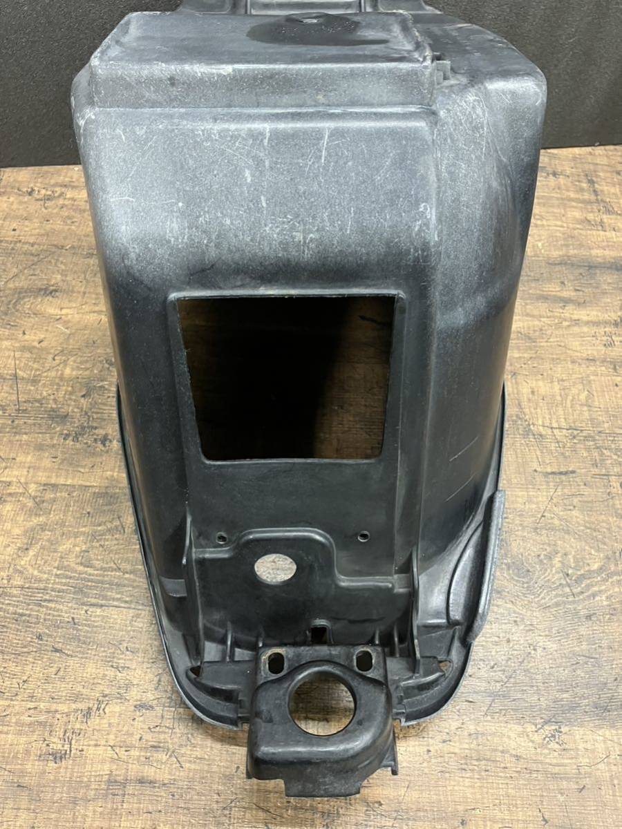 351】送料込 割れなし AF35 ライブDio ZX 純正 シートボックス 351】送料込 割れなし AF35 ライブDio ZX 純正 シートボックス