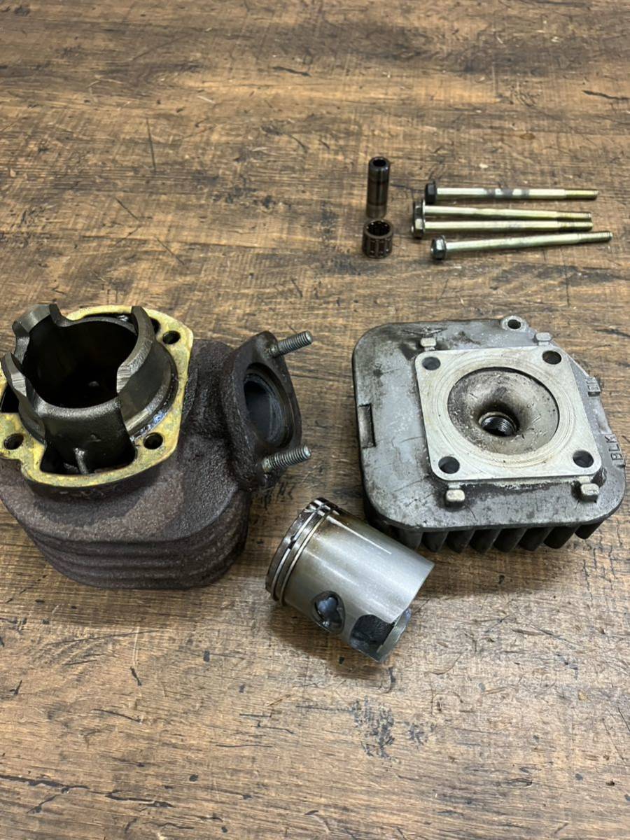 352】 送料込 AF35 ライブDio ZX 純正 A-1 シリンダー ヘッド 352】 送料込 AF35 ライブDio ZX 純正 A-1 シリンダー ヘッド