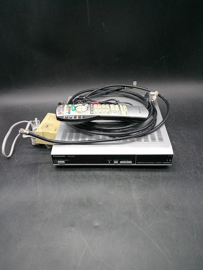 〇 パナソニック CATVセットトップボックス TZ-DCH520B1 通電確認品 /Panasonic /STB /CATV _画像1