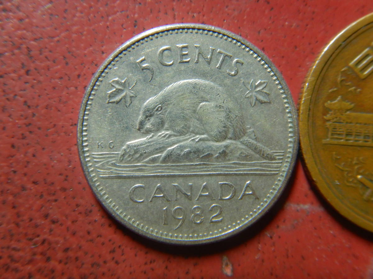 外国・カナダ／５セント・ニッケル貨（1982年）　23110503_画像1