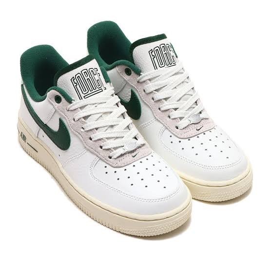 NIKE ナイキ WMNS エアフォースＩ '07 LX 白緑 29cm DR0148-102 23-1116-1-8_画像1