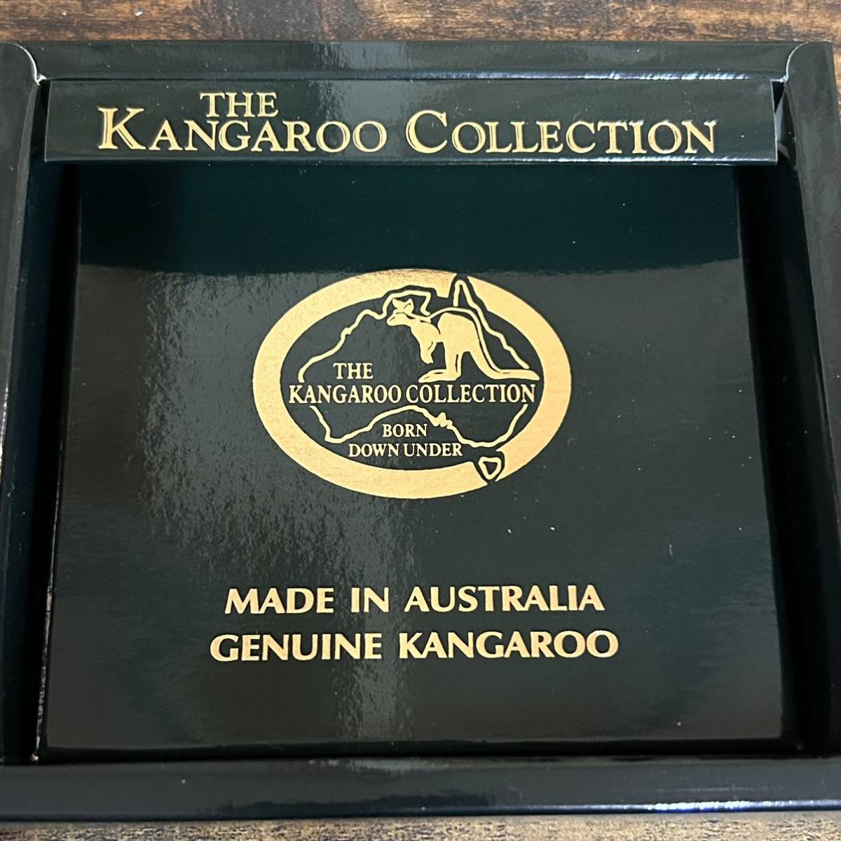 希少 THE KANGAROO COLLECTION カンガルー コレクション 革 レザー 財布 二つ折り財布 高級 新品_画像8