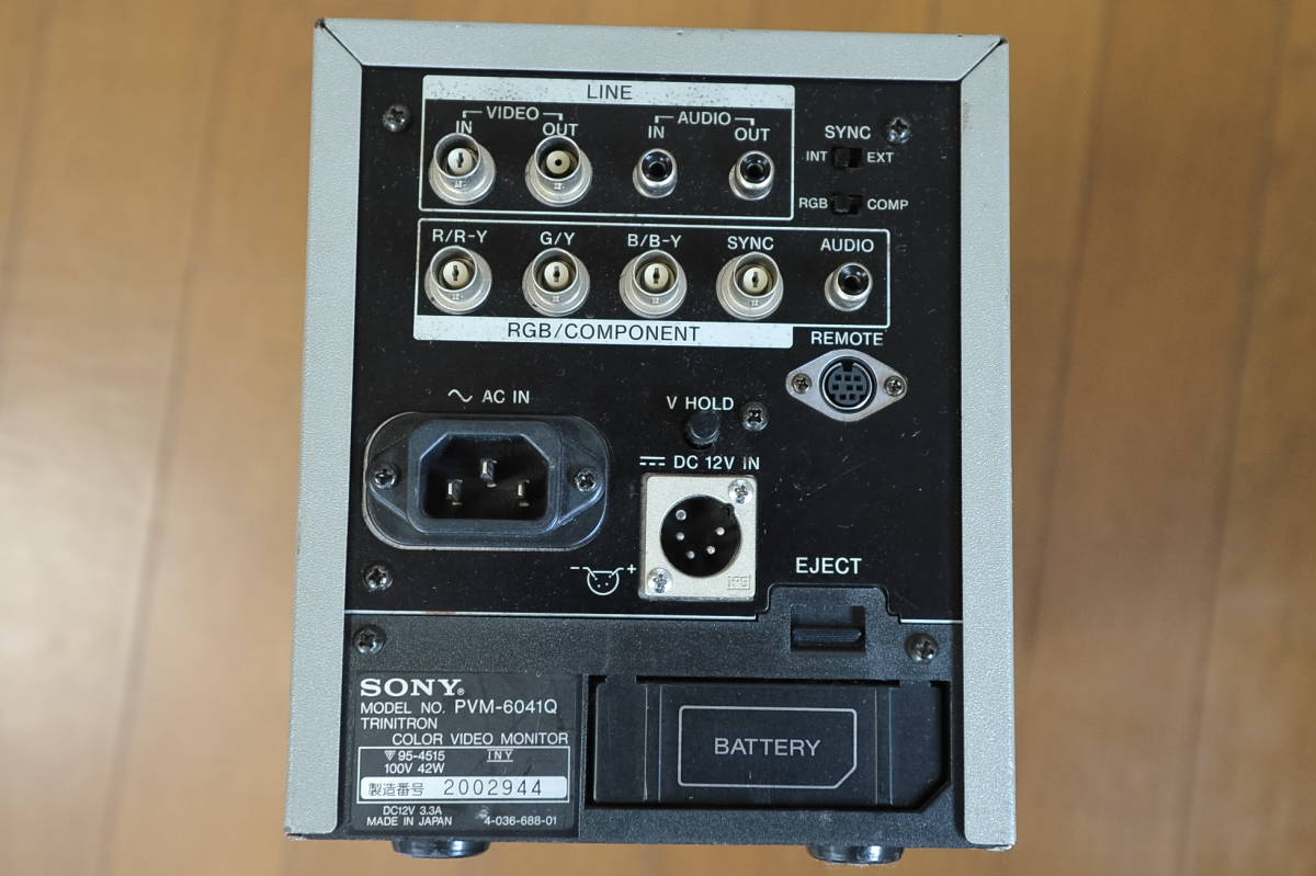 SONY PVM-6041Q・業務用 ６型ビデオモニター_画像4