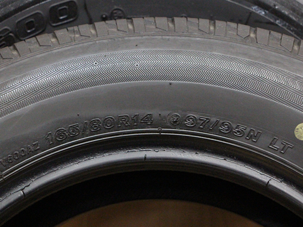 B244 BS ブリヂストン V600 165/80R14 97/95N LT 2021年 2本 中古タイヤ タウンエース ライトエース バネット バン 手渡し可能です 山梨県_画像8