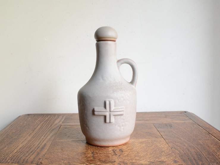 アンティーク雑貨花器 キリスト教 ヴィンテージデザイン 陶器聖水ホーリーウォーターボトル フラワーベース（H18.5cm） 花瓶 クロス ポット_画像1