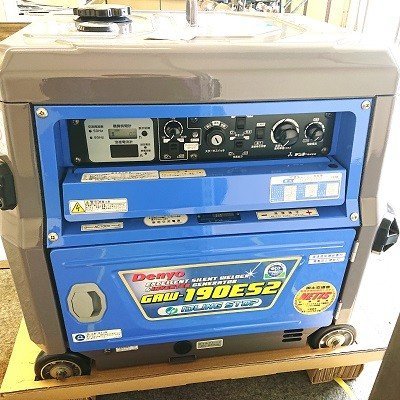 【和歌山市店頭引取限定】【未使用】 Denyo　デンヨー　GAW-190ES2　小型エンジン溶接機　エンジンウェルダー_画像2