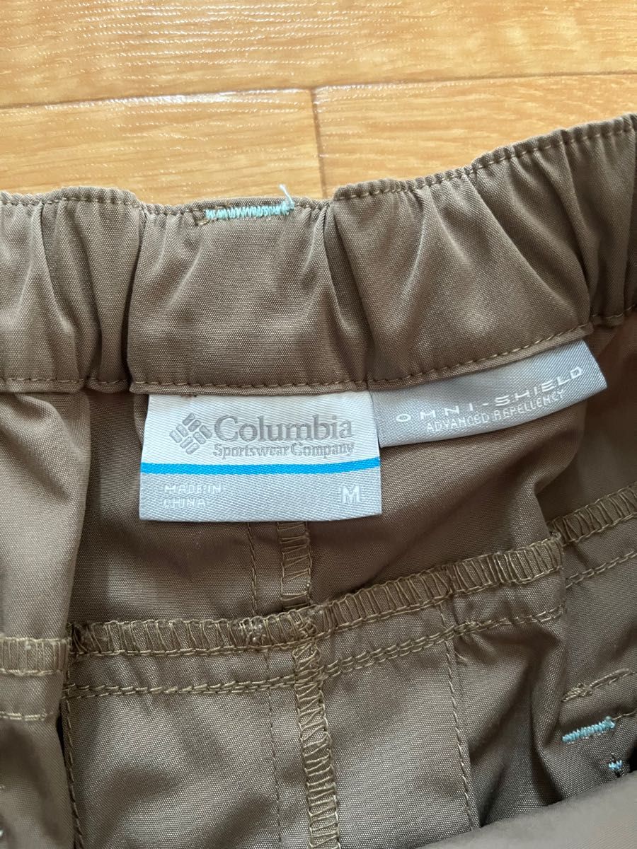 コロンビア　ショートパンツ　キュロットスカート　Mサイズ　カーキ　Columbia omni-shield