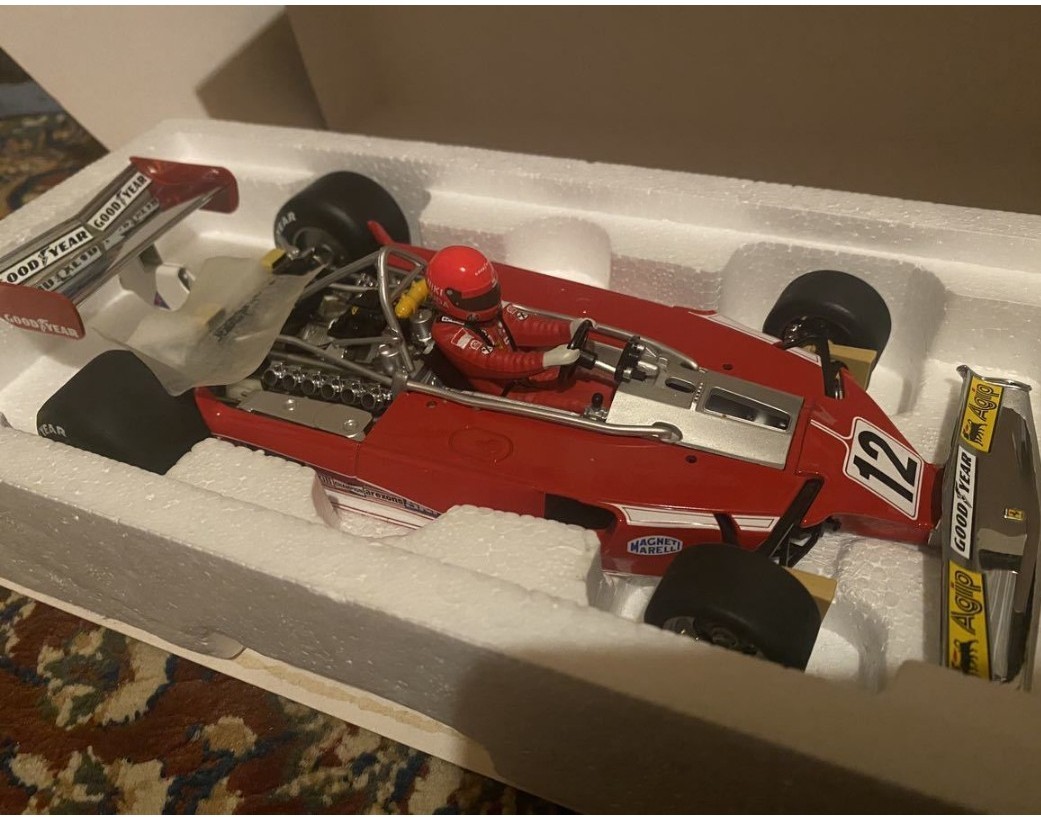 MINICHAMPS / Paul´s Model Art 1/18 FERRARI 312T N.Lauda World