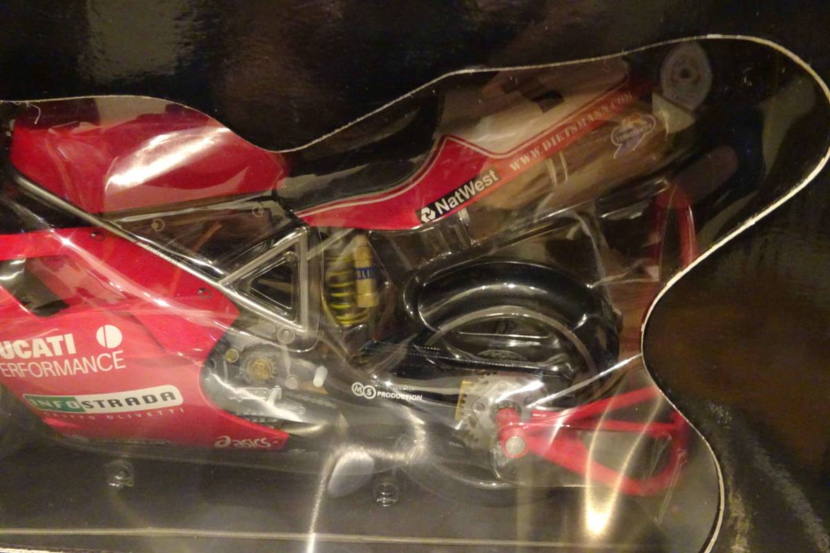 1/6　MINICHAMPS ミニチャンプス　Ducati 996　Carl Fogarty　WSB Champion 1999　ドゥカティ　ダイキャストモデル_画像6