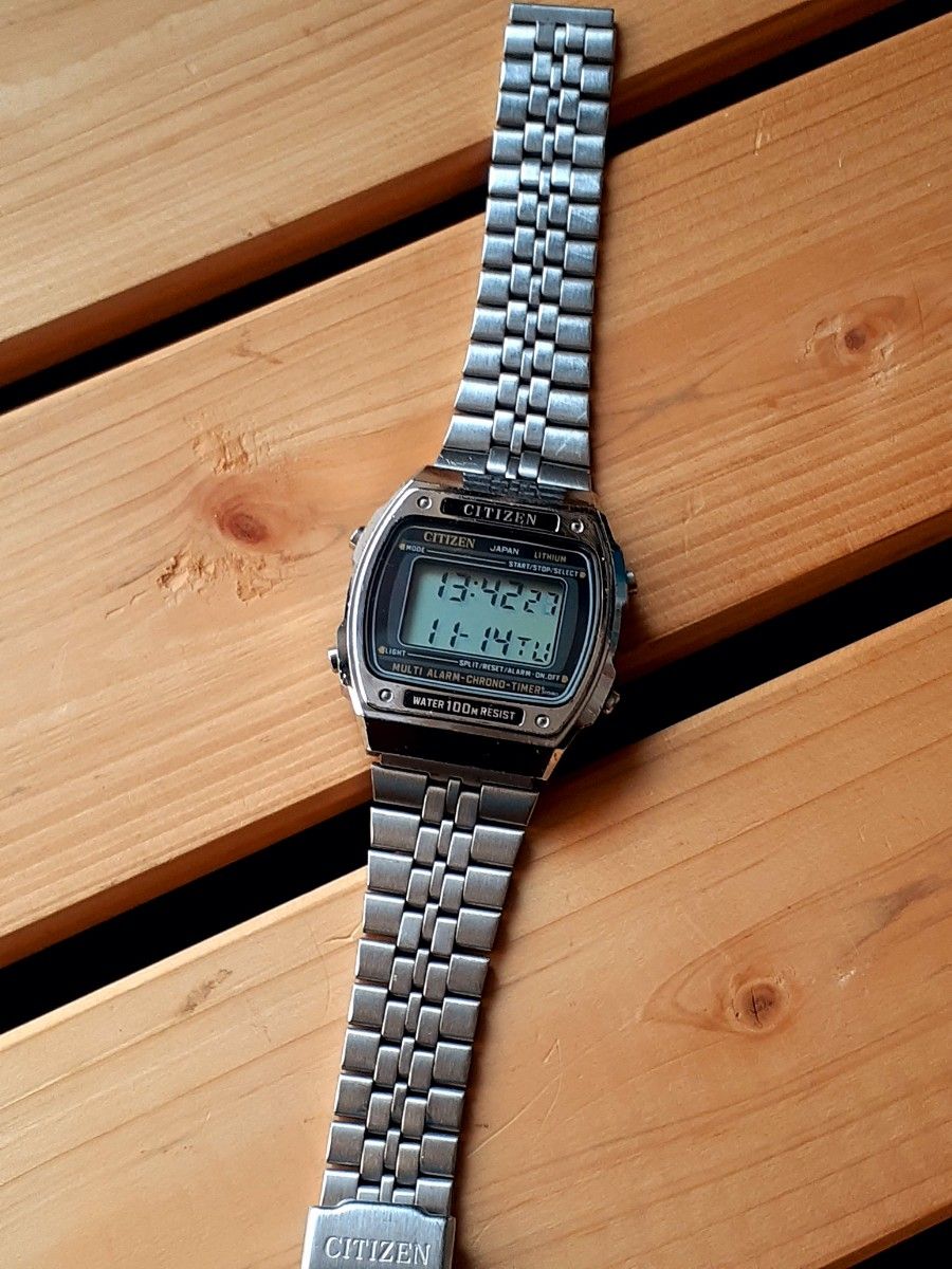1980's CITIZEN マルチアラームクロノタイマーDQ-8038|Yahoo!フリマ 1980's CITIZEN マルチアラームクロノタイマーDQ-8038|Yahoo!フリマ