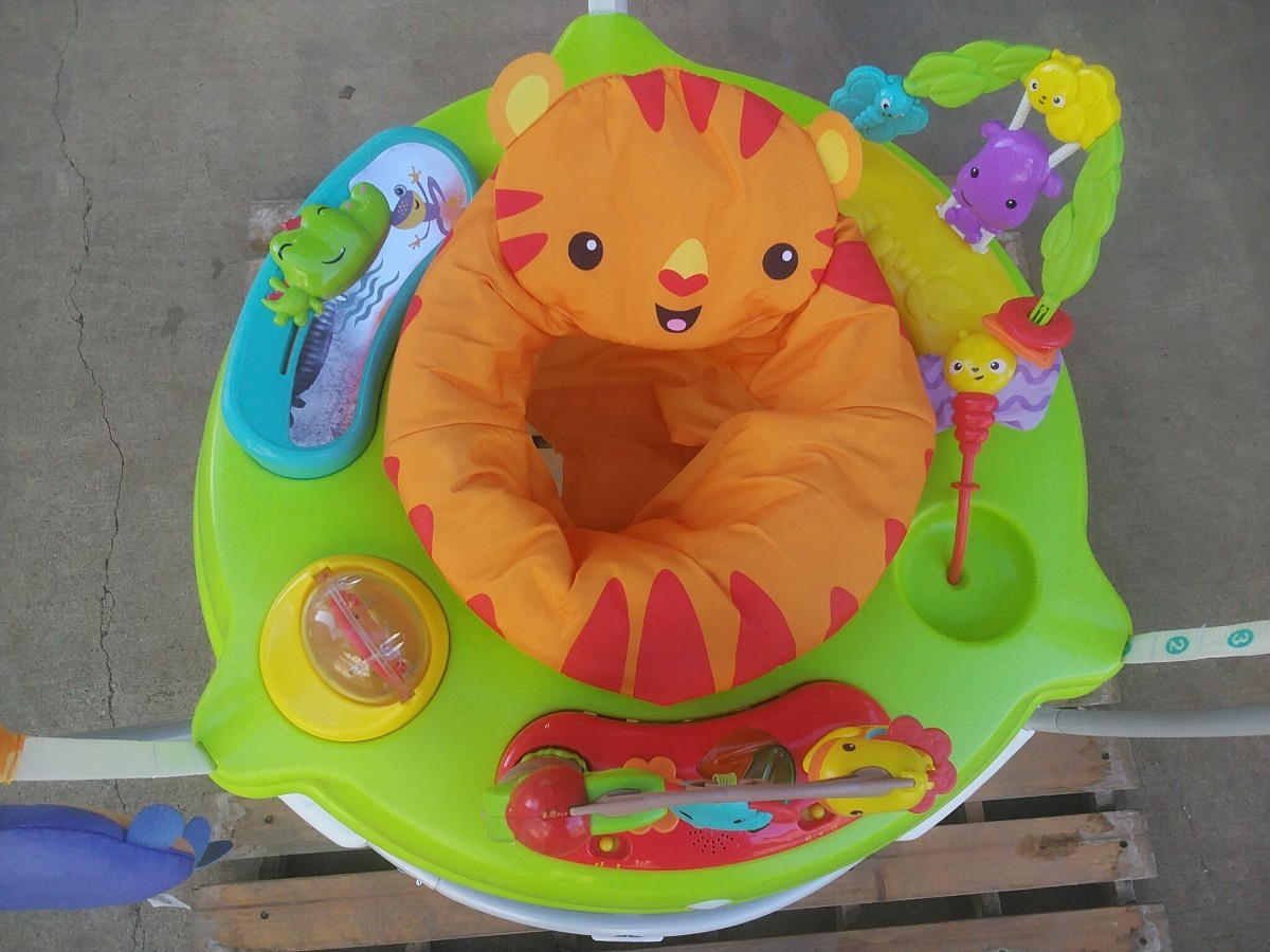 《引取限定》ベビー用品 Fisher Price【 レインフォレストジャンパルー 】中古品 テーブル66×66cm フィッシャープライス の画像5