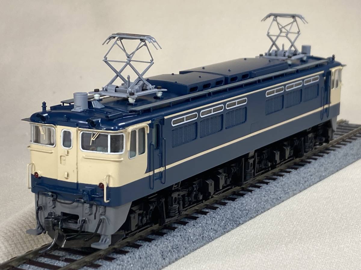 美品 天賞堂 EF65 1000番台(PF型)７次型(東京区・ブルトレ牽引機・国鉄時代）PS22B装備 カンモーター・FW・黒染車輪 ブラス製精密モデル_画像3