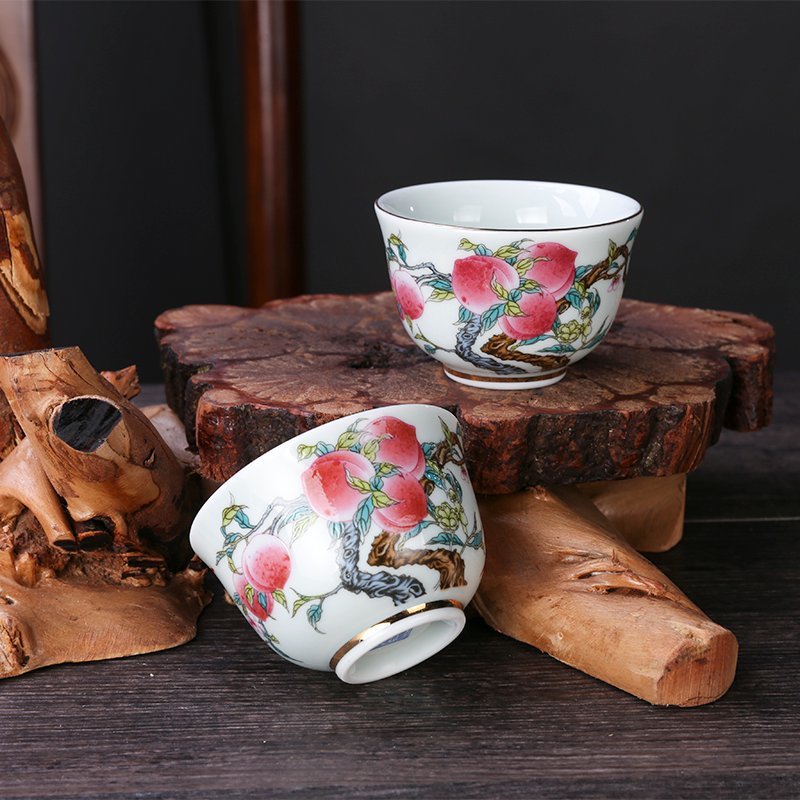 最新発見 茶碗 湯呑 2客セット 茶飲み 官窯焼き 粉彩 乾隆 清時代 高