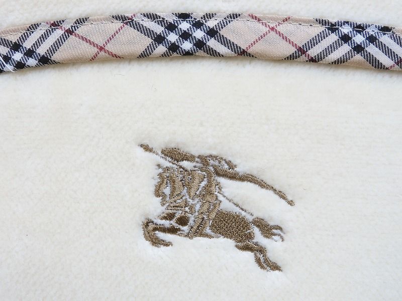 未使用品! BURBERRY/バーバリー 綿100% コットンボアシーツ 2枚入 / 140cm×240cm 西川産業/日本製 【5070y1】_画像2