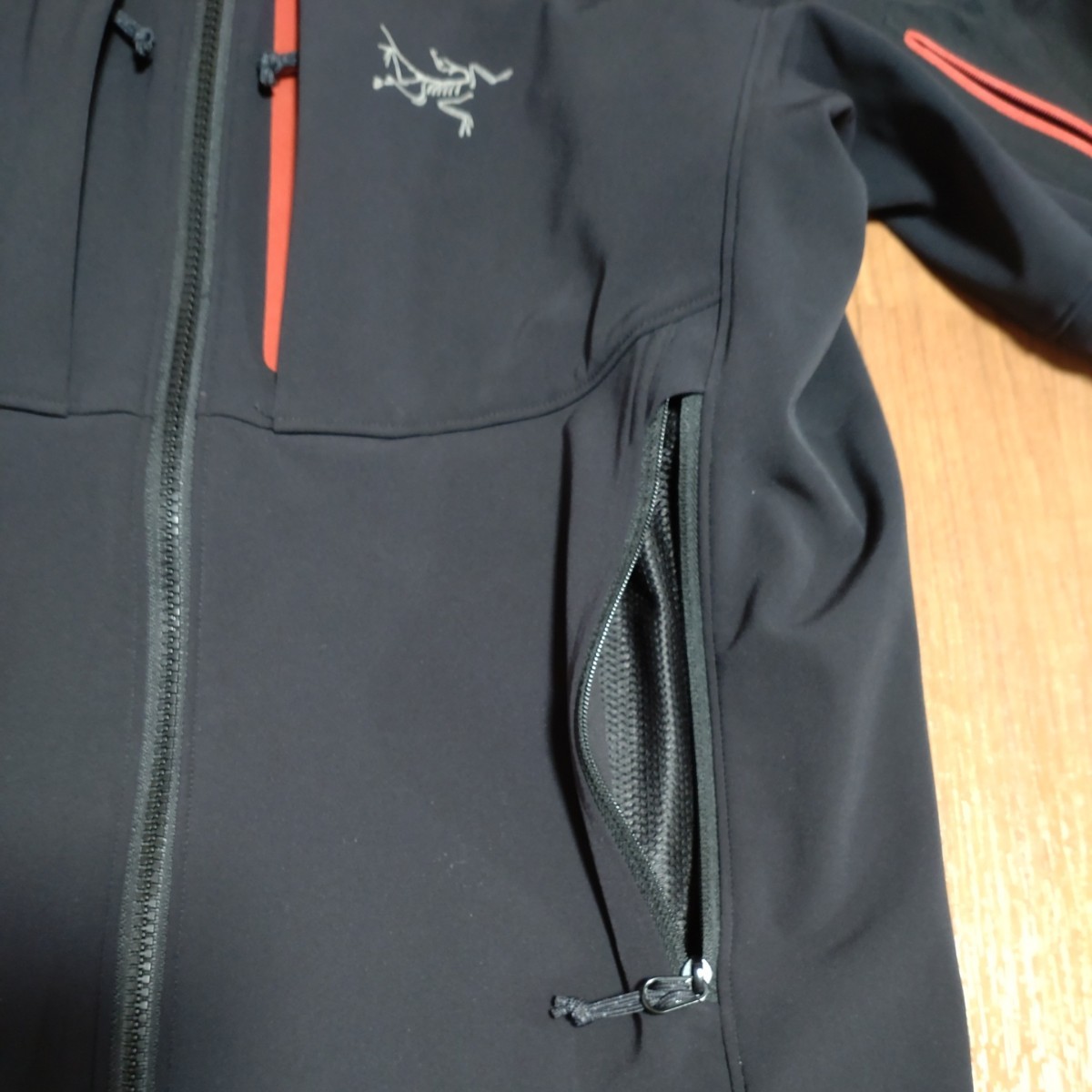 ARC'TERYX アークテリクス　メンズ　 ガンマMXフーディ　Sサイズ_画像4