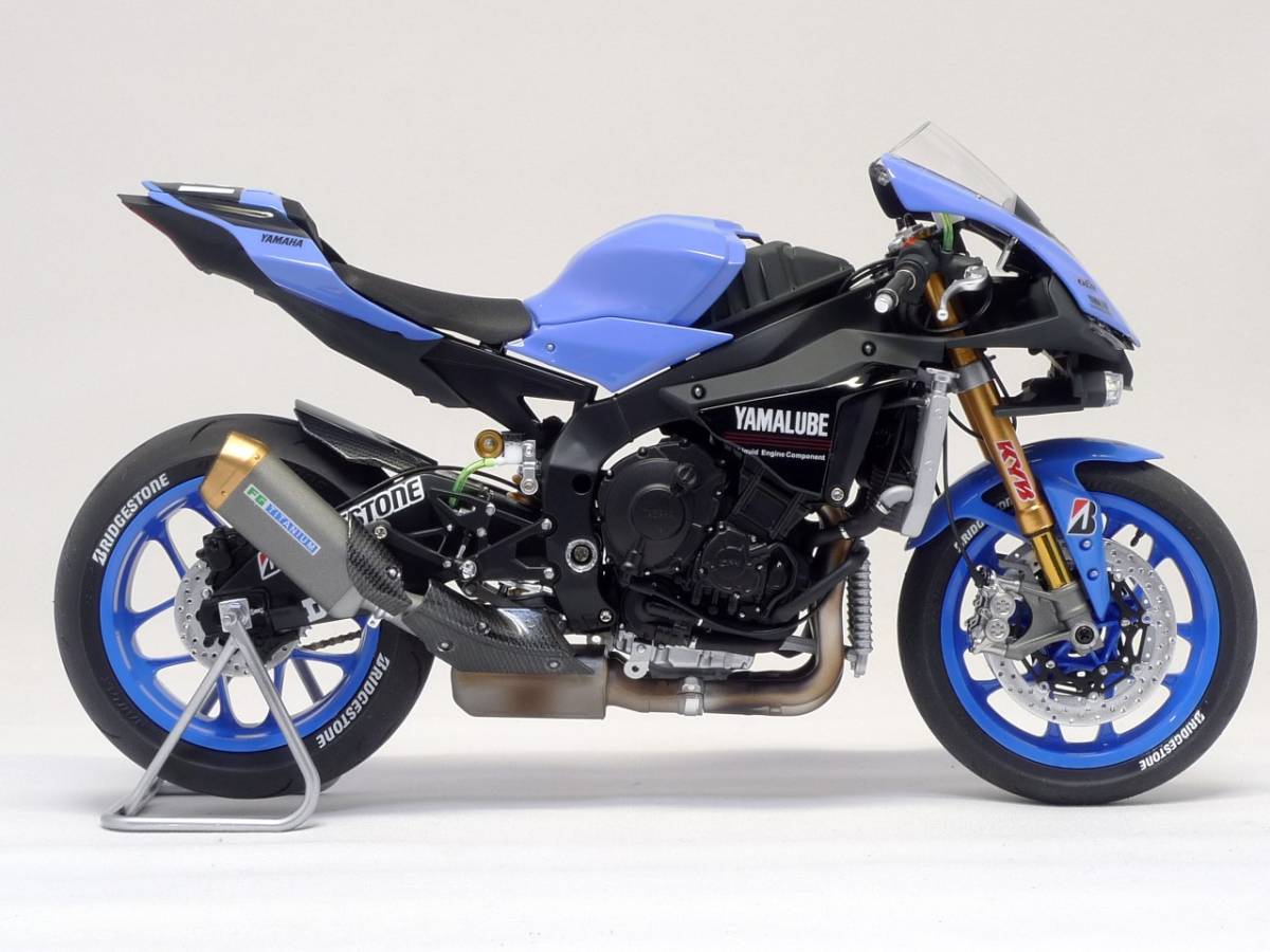 Yahoo!オークション - タミヤ・1/12・ヤマハ YZF-R1・ 鈴鹿8耐 Yahoo!オークション - タミヤ・1/12・ヤマハ YZF-R1・ 鈴鹿8耐