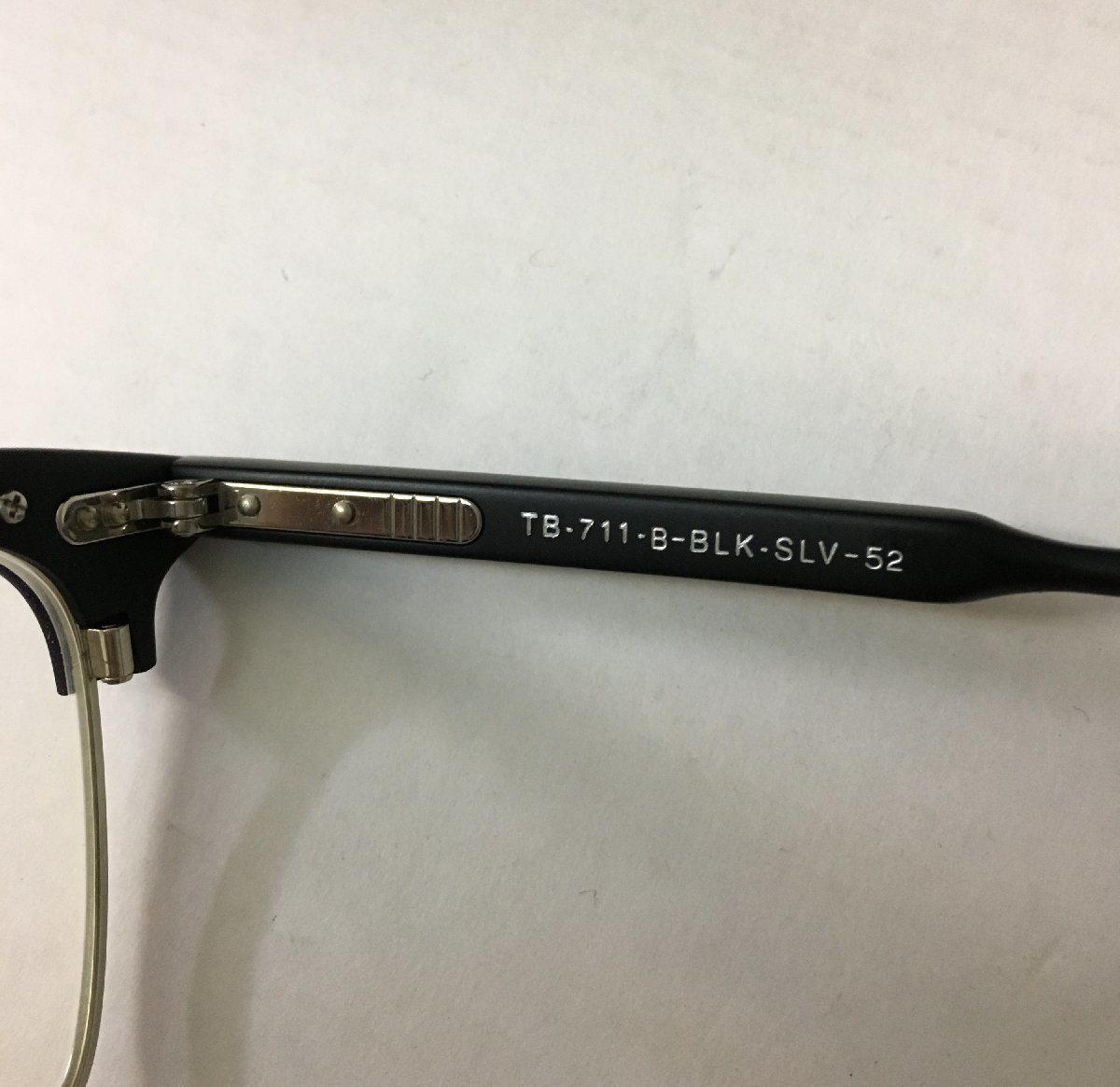 ◆THOM BROWNE トムブラウン TB-711-B-BLK-SLV 52 ブロウ メガネ 眼鏡　ケース箱完備 美品　正規_画像5