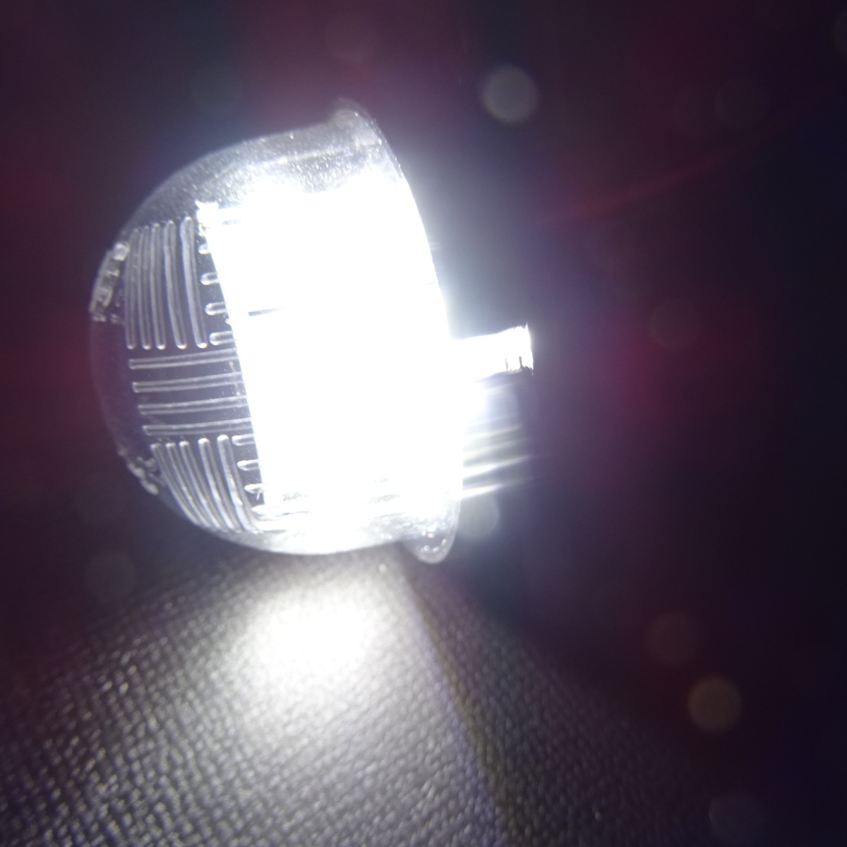 激白光 !! スズキ LED ナンバー灯 ライセンス ランプ ワゴンR スティングレー MC11 MC12 MC21S MC22S MH21S MH22S MH23S MH21S MH34S MH44S_画像1