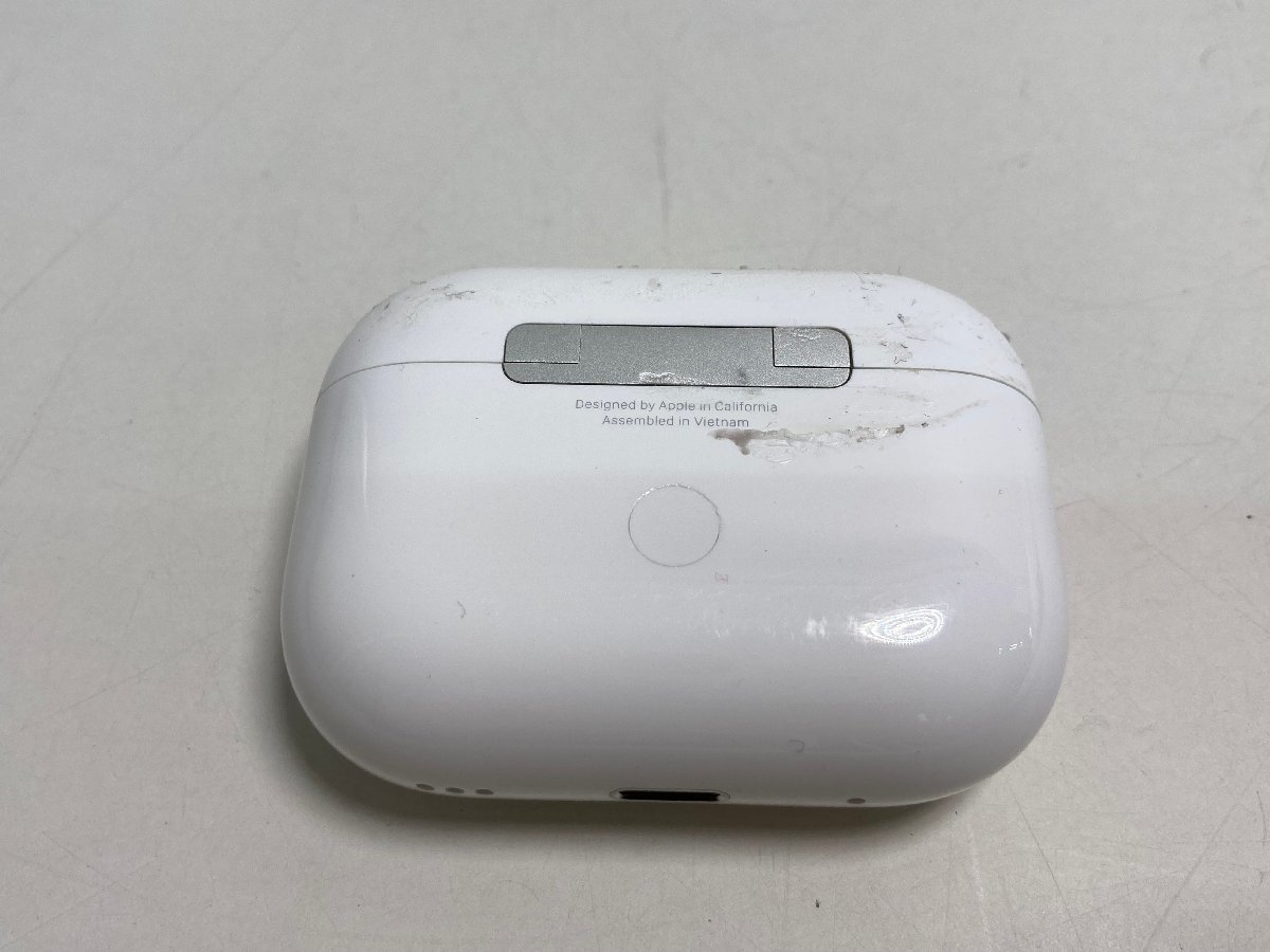 【★35-2174】■ジャンク■Apple AirPodsPro 第2世代 MQD83J/A A2699 A2698 EMC8075 ワイヤレスイヤホン 接着剤付着 限定保証（1459）_画像5