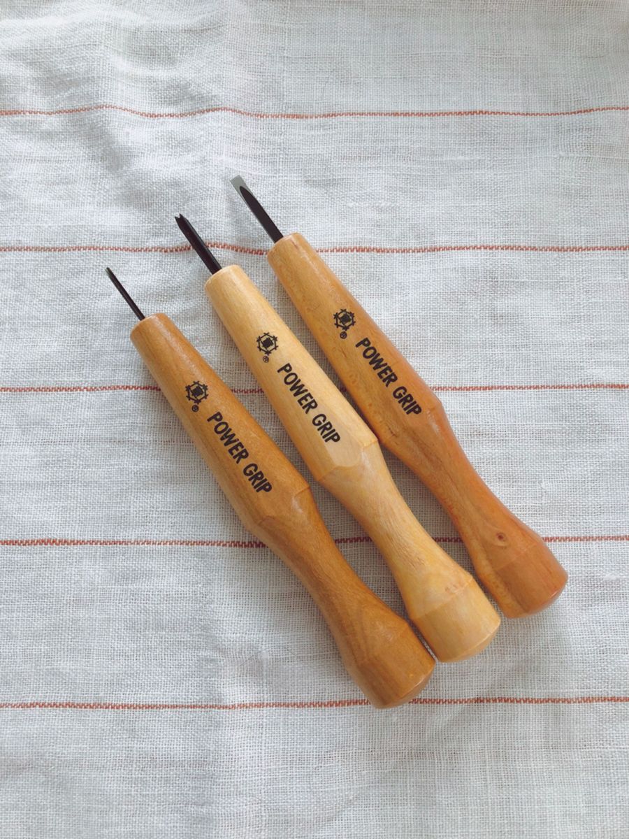 三木章刃物本舗 パワーグリップ 彫刻刀3種類。けしごむはんこ