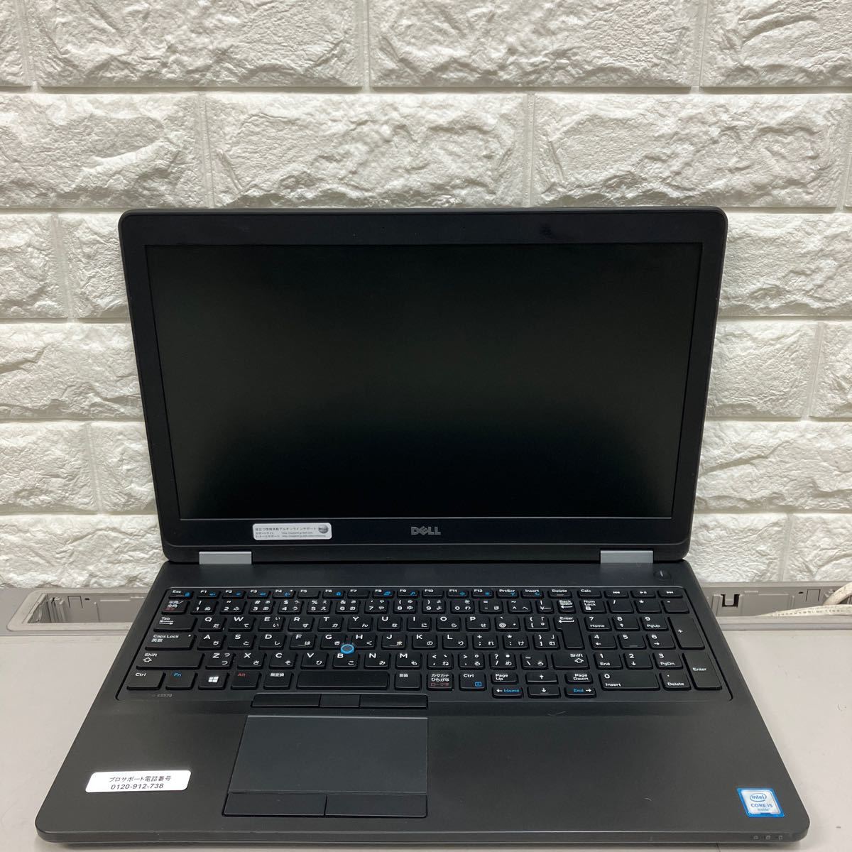 N164 DELL Latitude E5570 P48F Core i5 6440HQ メモリ4GB _画像1