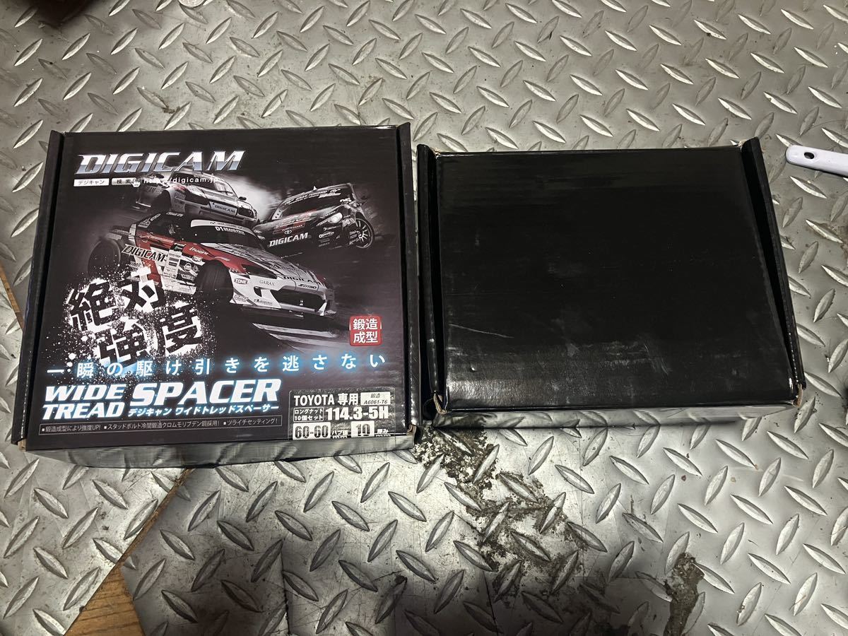 送料無料 DIGICAM デジキャン トヨタ用ワイドトレッドスペーサー＆ロングナット10個 PCD114.3-5H 10mm 60-60 _画像1