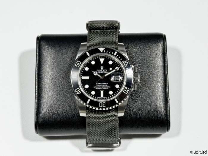 ラグ幅：20mm リブ編み 高品質 NATOストラップ カラー：ダークグレー 腕時計ベルト ナイロン バンド ファブリック rib_お取り付けのイメージ写真です。
