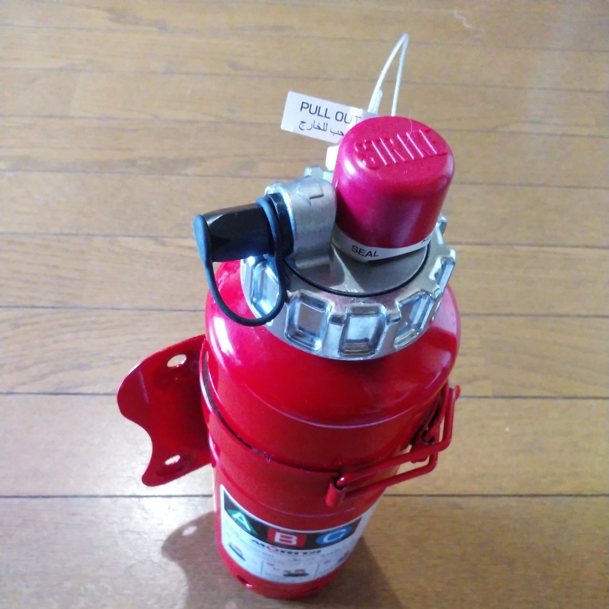 FJ40 TOYOTA landcruiser Fire Extinguisher トヨタ純正消化器 FZJ79 新品ランクル 室内用ブラケット付き 森田ポンプ 日本製 2023年製 2KG_画像1