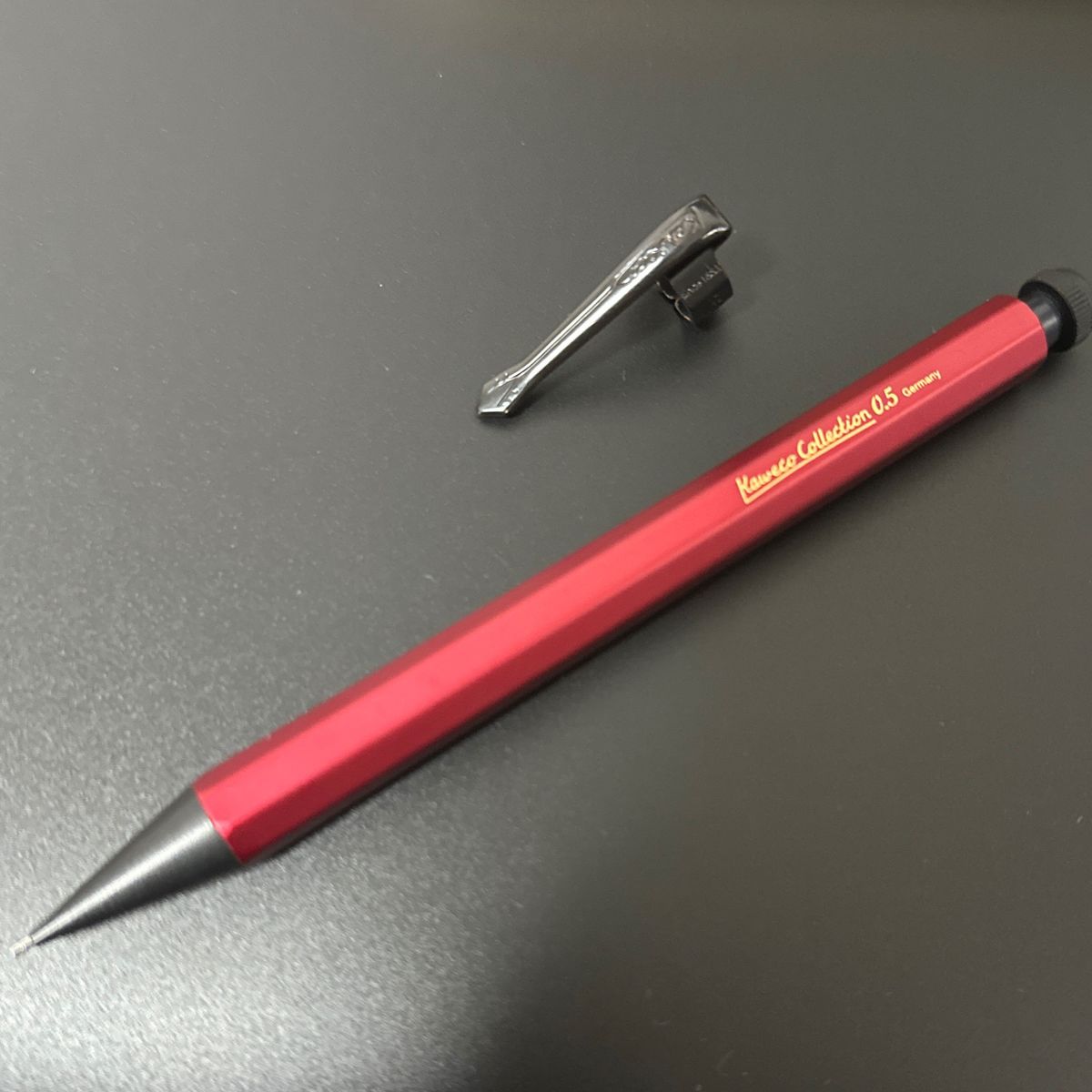 カヴェコスペシャル レッド×ブラック カスタム シャーペン 0 5mm カヴェコスペシャル レッド×ブラック カスタム シャーペン 0 5mm