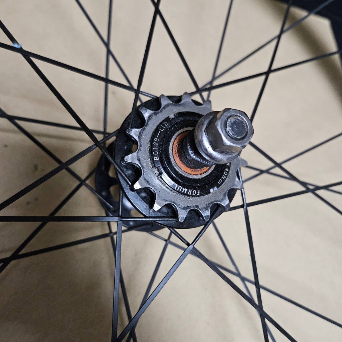 OVAL 730track オーバル ホイール 前後セット タイヤ付き 15t OVAL 730track オーバル ホイール 前後セット タイヤ付き 15t