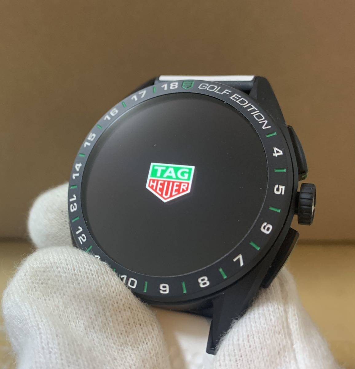 動作確認済 TAG HEUER タグホイヤー コネクテッド ゴルフエディション SBR8A81 メンズ 腕時計 スマートウォッチ 箱付 初期化済 i1012_画像2