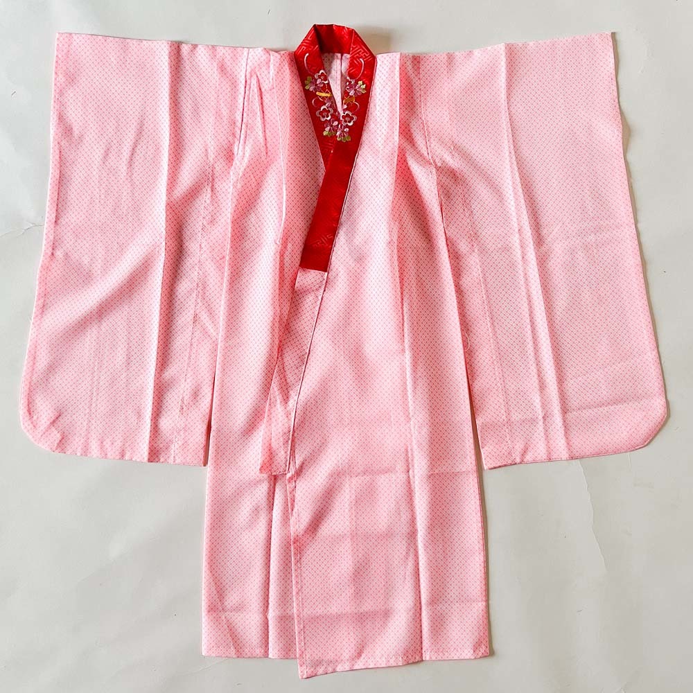  длинное нижнее кимоно длина .... три .3 лет для "Семь, пять, три" красный цвет вышивка половина воротник имеется женщина . для девочки GIRL-3JUBAN-61