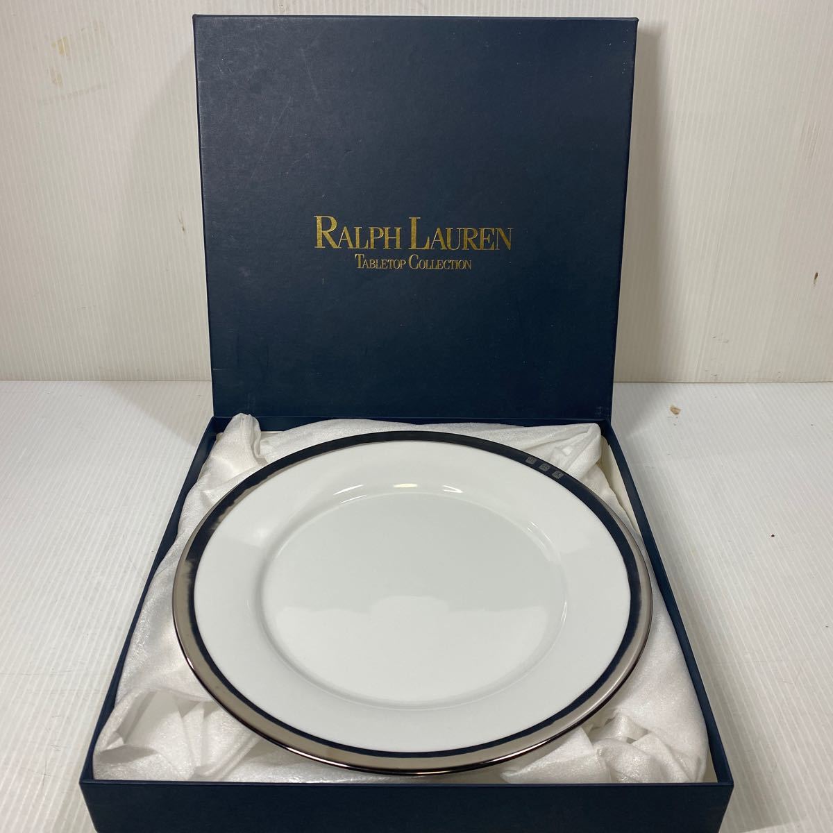 RALPH LAUREN TABLETOP COLLECTION ラルフローレン ACADEMY 直径 27cm プレート 平皿 陶器 食器 洋食器 未使用長期保管品_画像1