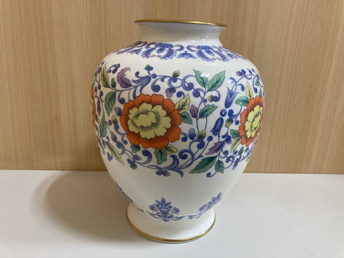 ☆　未使用品　NARUMI BONE CHINA ナルミ ボーン チャイナ 花瓶 高さ約24cm 花器 花柄 フラワーベース 壺 金彩 共箱 インテリア 管DARR_画像4