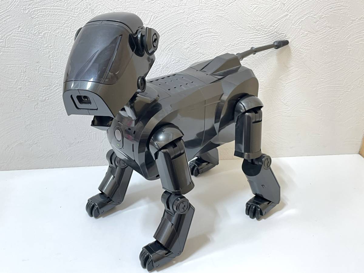 ☆ SONY 初代 初期型 AIBO アイボ ERS-111 犬型ロボット 動作品 各種付属品あり ※長期保管品 管DEJA_画像2