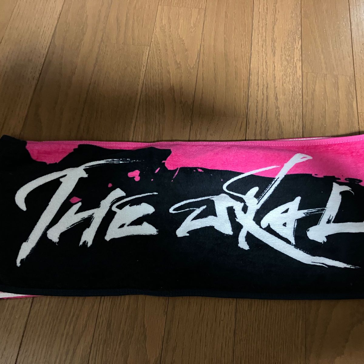 THE ORAL CIGARETTESマフラータオルピンク×黒|Yahoo!フリマ(旧 THE ORAL CIGARETTESマフラータオルピンク×黒|Yahoo!フリマ(旧