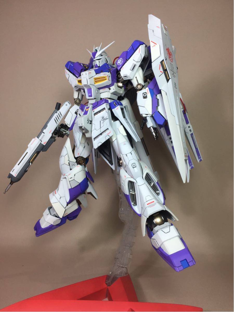 MG Hi-ν（高新）Gundam ver.ka徹底修復改良塗漆完成 原文:MG Hi-ν（ハイニュー）ガンダムver.ka 徹底改修改造塗装済み完成品