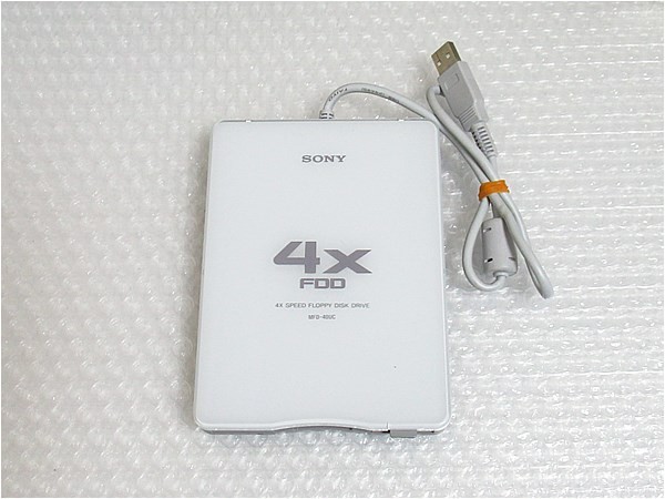 ※ジャンク品■即決■SONY ソニー USB外付け フロッピーディスクドライブ MFD-40UC Floppy Disk Drive 4X FDD_画像1